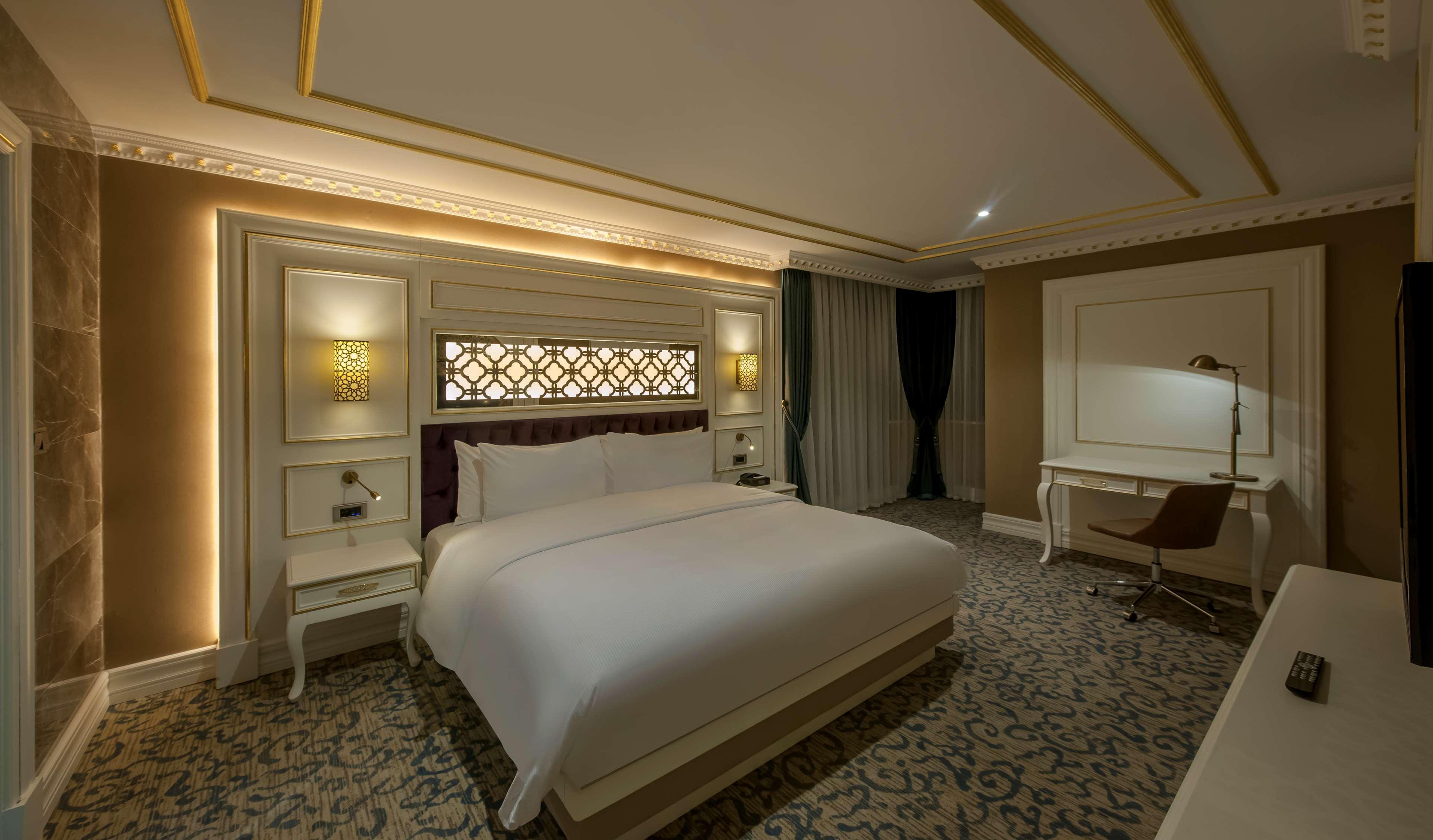 Hotel Doubletree By Hilton Elâzığ Exterior foto