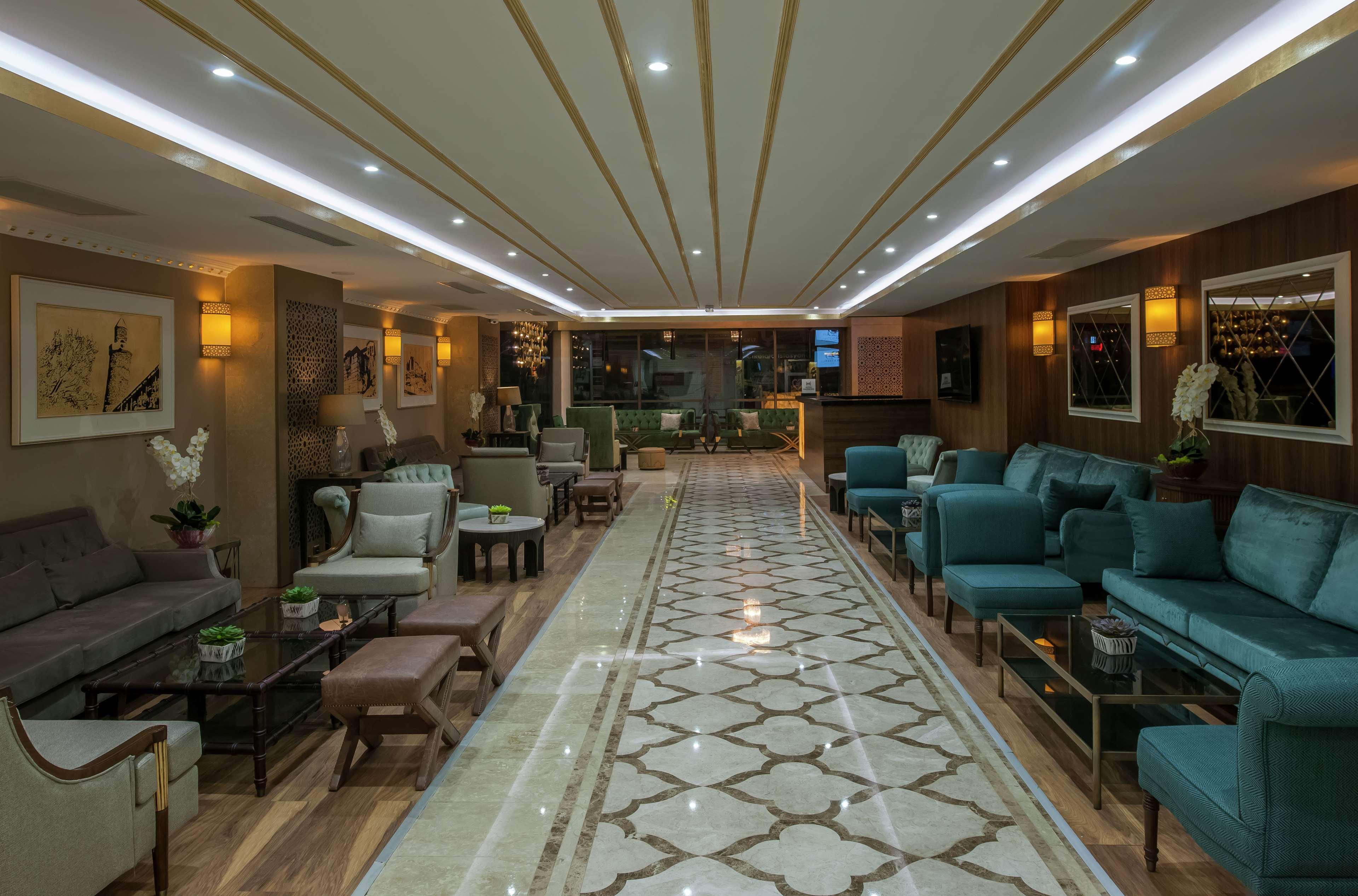 Hotel Doubletree By Hilton Elâzığ Exterior foto